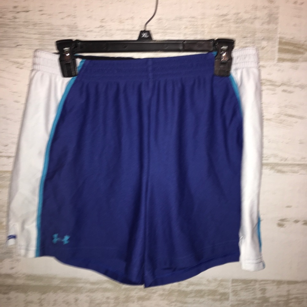 Under Armor heat gear loose shorts